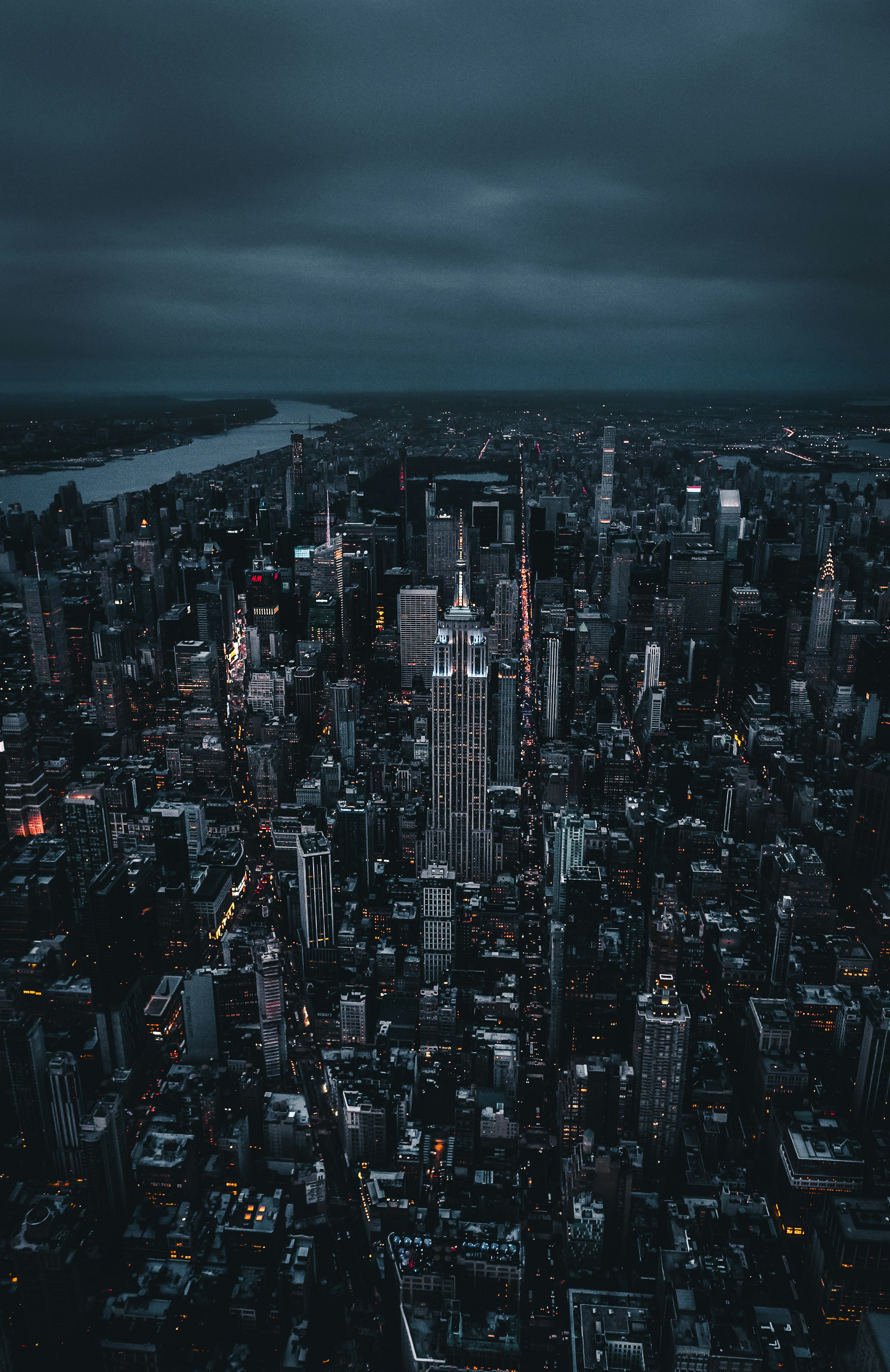 Vue de nuit sur la ville